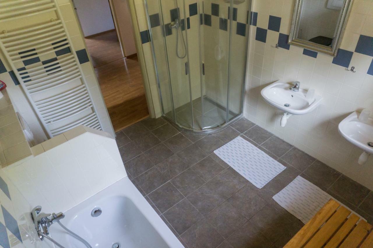 Holiday Villa Javornik エクステリア 写真